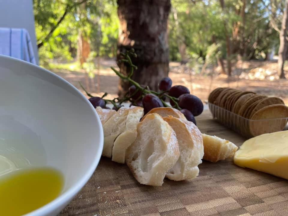 Margaret Forest Retreat Apartment 129 - Located Within Margaret Forest, In The Heart Of The Town Centre Of Margaret River, Spa Apartment! Dış mekan fotoğraf
