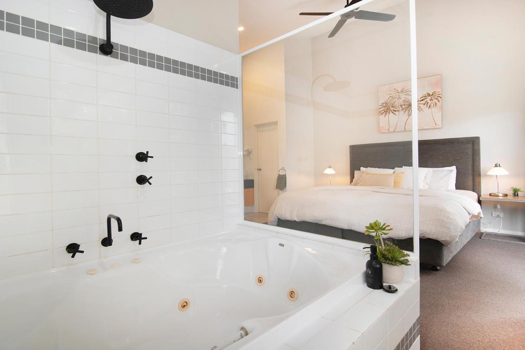 Margaret Forest Retreat Apartment 129 - Located Within Margaret Forest, In The Heart Of The Town Centre Of Margaret River, Spa Apartment! Dış mekan fotoğraf